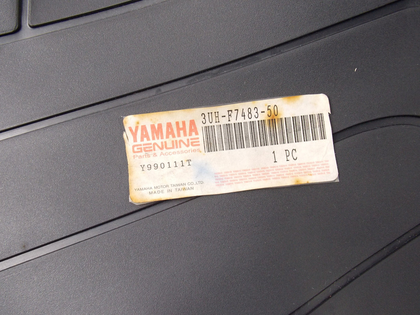 NOS OEM YAMAHA 1997 XC150 STAND FOOTREST FLOOR PAD MAT 3UH-F7483-50 - MotoRaider