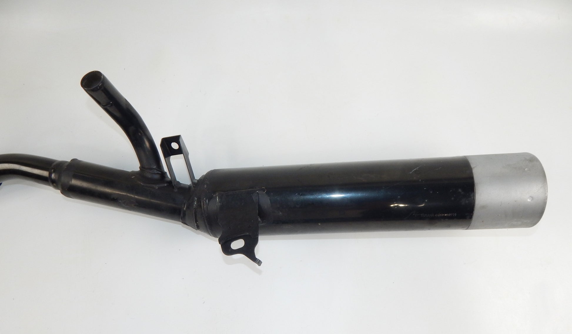 OEM YAMAHA 1984 FJ600 LEFT SIDE BLACK EXHAUST MUFFLER PIPE 49A-14711-00 VINTAGE - MotoRaider