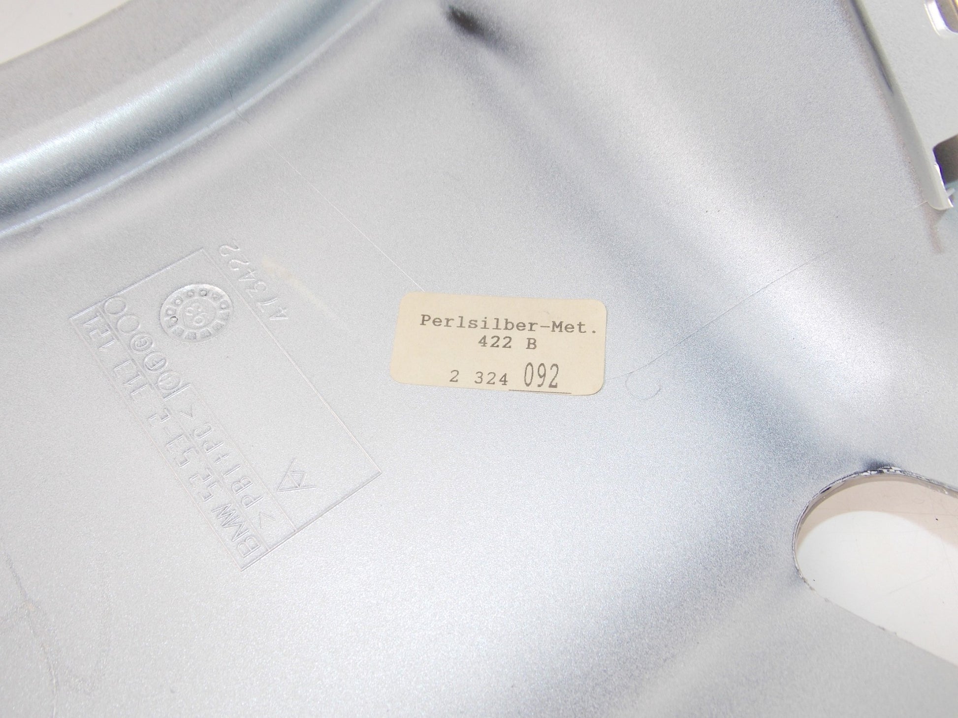 NOS OEM BMW 1992-01 R1100-RS BACK TAIL UPPER DRILLED 678 PERLSILBER 52532324092 - MotoRaider