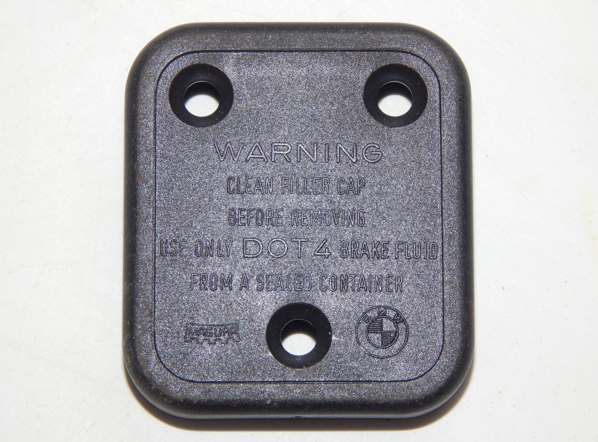 OWM BMW 1995-1996 K75 RT 1996 R 100 R / GS BRAKE RESERVOIR COVER LID 32721454944 - MotoRaider