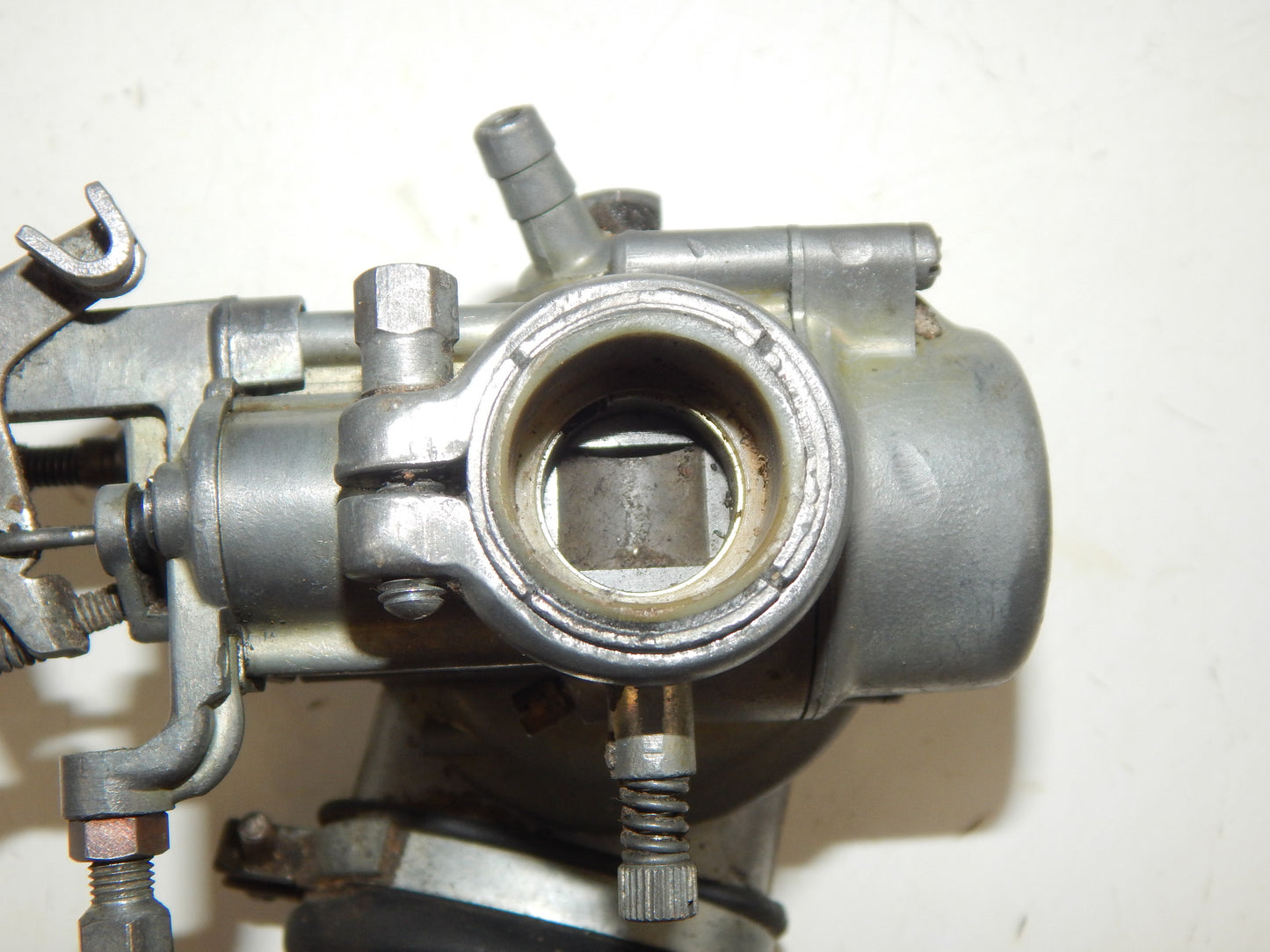 1959 LAMBRETTA LI 150 CARBURETOR BELLORTO SHB 18 12 INNOCENTI VINTAGE SCOOTER - MotoRaider