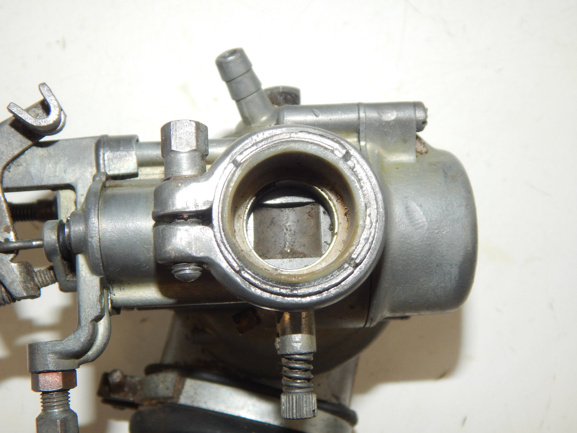 1959 LAMBRETTA LI 150 CARBURETOR BELLORTO SHB 18 12 INNOCENTI VINTAGE SCOOTER - MotoRaider