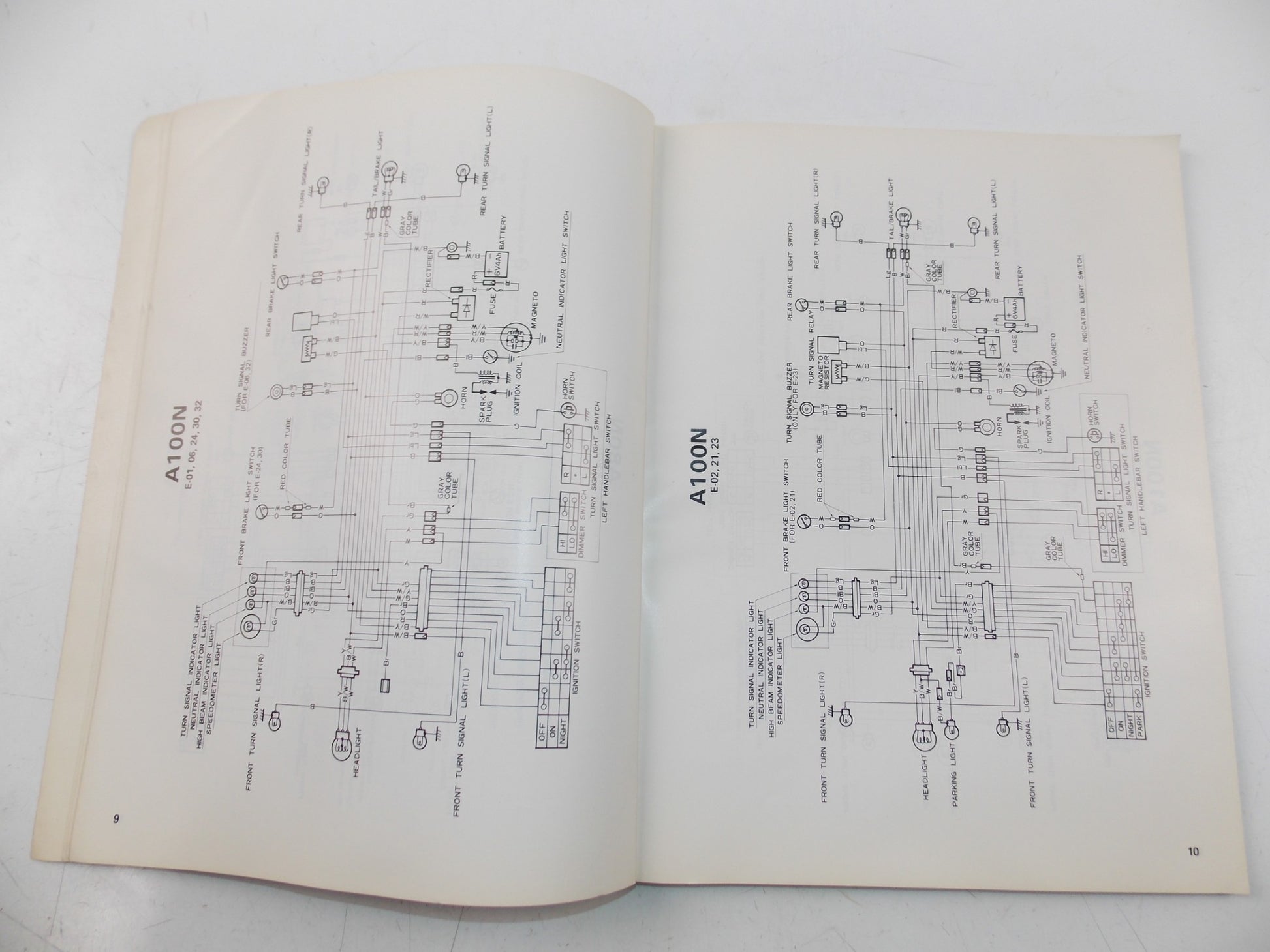 06/1979 WIRING DIAGRAMS CATALOG BOOK MANUAL SUZUKI MOTORCYCLES ENGLISH SR-0020 - MotoRaider