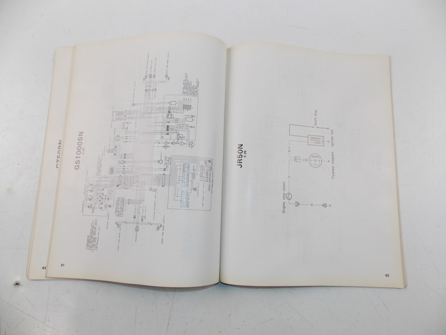 06/1979 WIRING DIAGRAMS CATALOG BOOK MANUAL SUZUKI MOTORCYCLES ENGLISH SR-0020 - MotoRaider