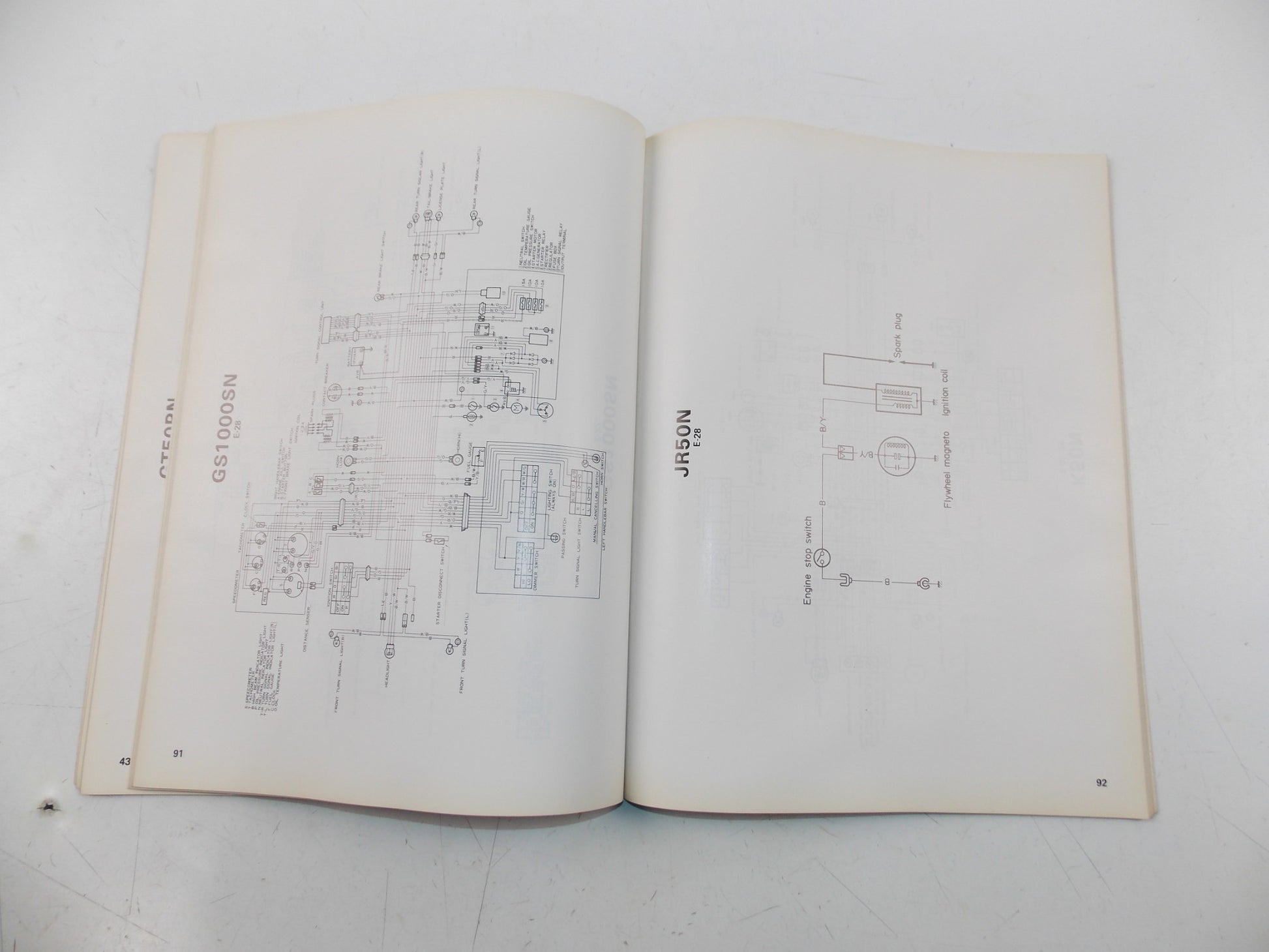 06/1979 WIRING DIAGRAMS CATALOG BOOK MANUAL SUZUKI MOTORCYCLES ENGLISH SR-0020 - MotoRaider