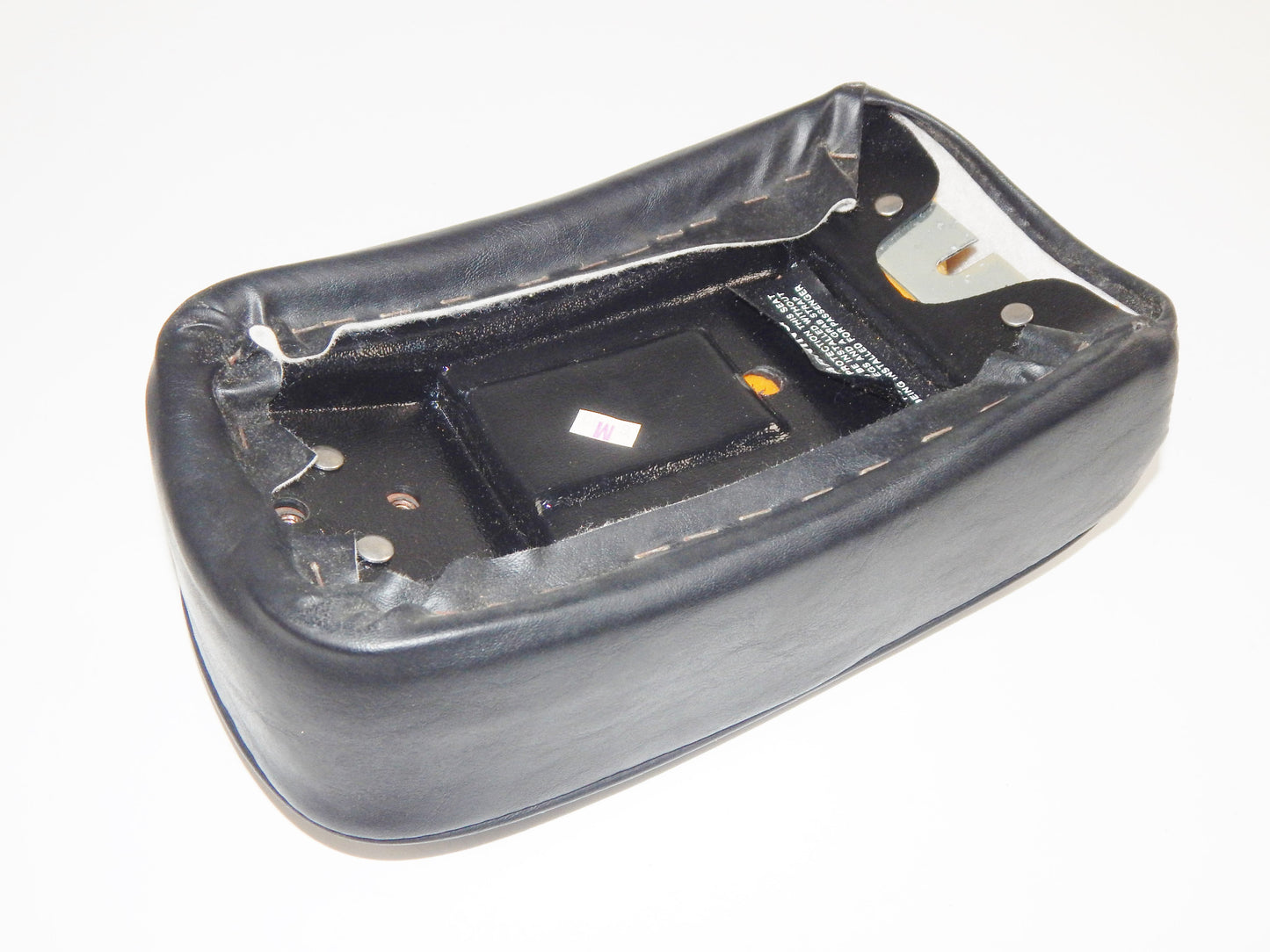 OEM HARLEY 1987.5 XLH 883 PASSENGER REAR FENDER PILLOW SEAT PAD 52025-87 VINTAGE - MotoRaider