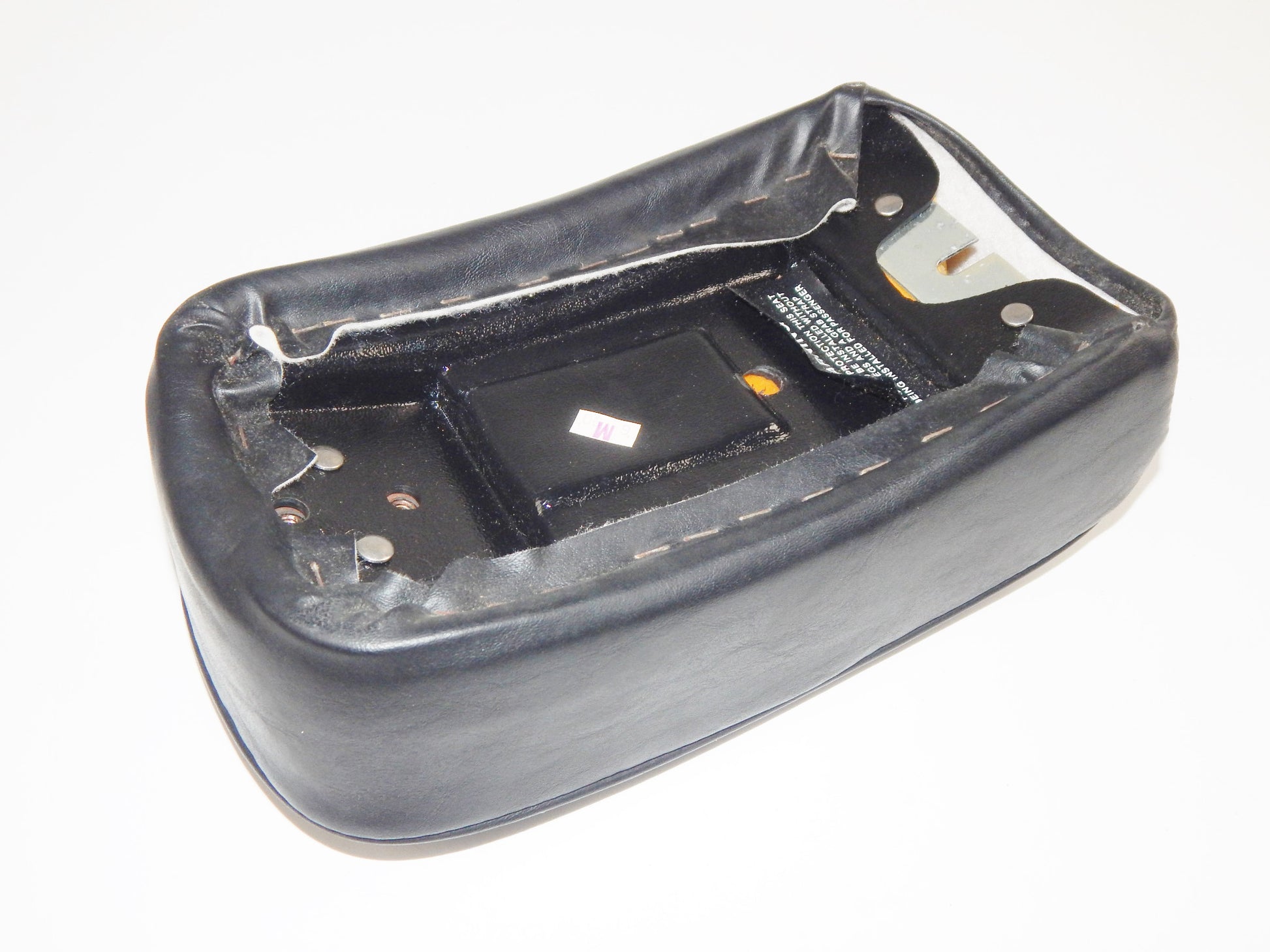 OEM HARLEY 1987.5 XLH 883 PASSENGER REAR FENDER PILLOW SEAT PAD 52025-87 VINTAGE - MotoRaider