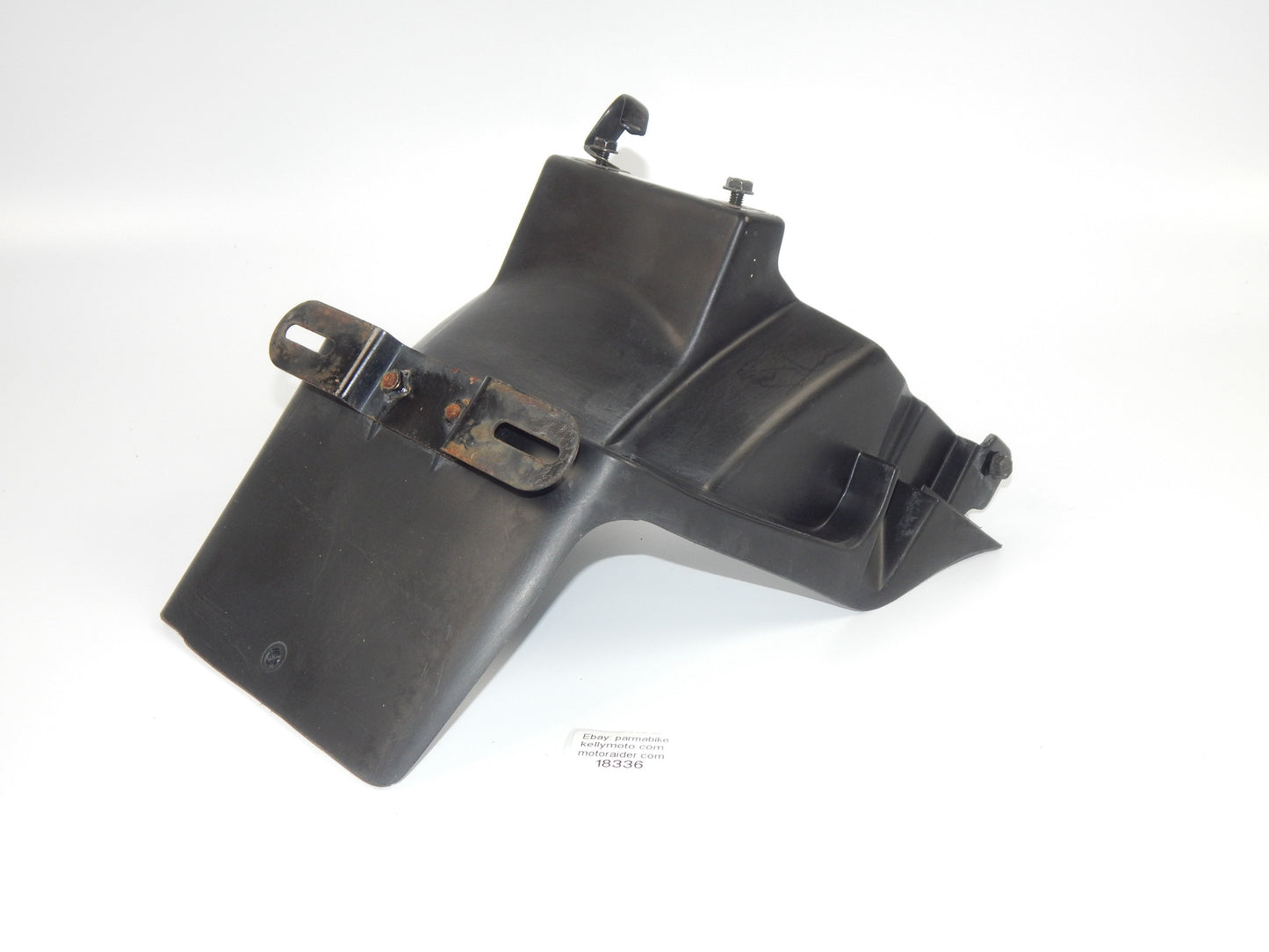 1986 KAWASAKI GPX 750-R REAR FENDER INNER TAIL SECTION PLATE MOUNT 35023-1182 - MotoRaider
