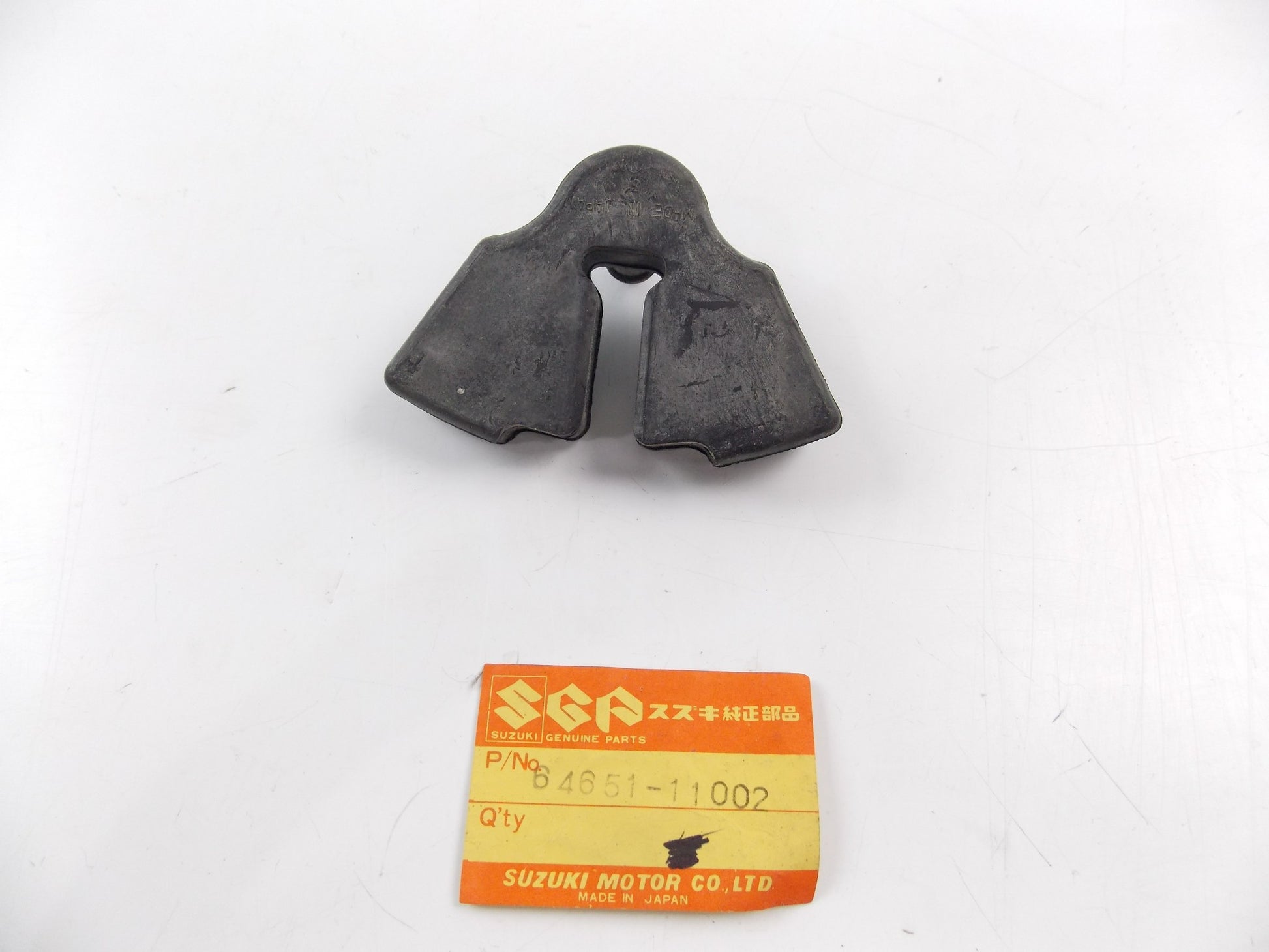 OEM SUZUKI 1972-1973 GT550 | 1968-1971 T5OO  REAR DRUM SHOCK ABSURBE 64651-11002 - MotoRaider