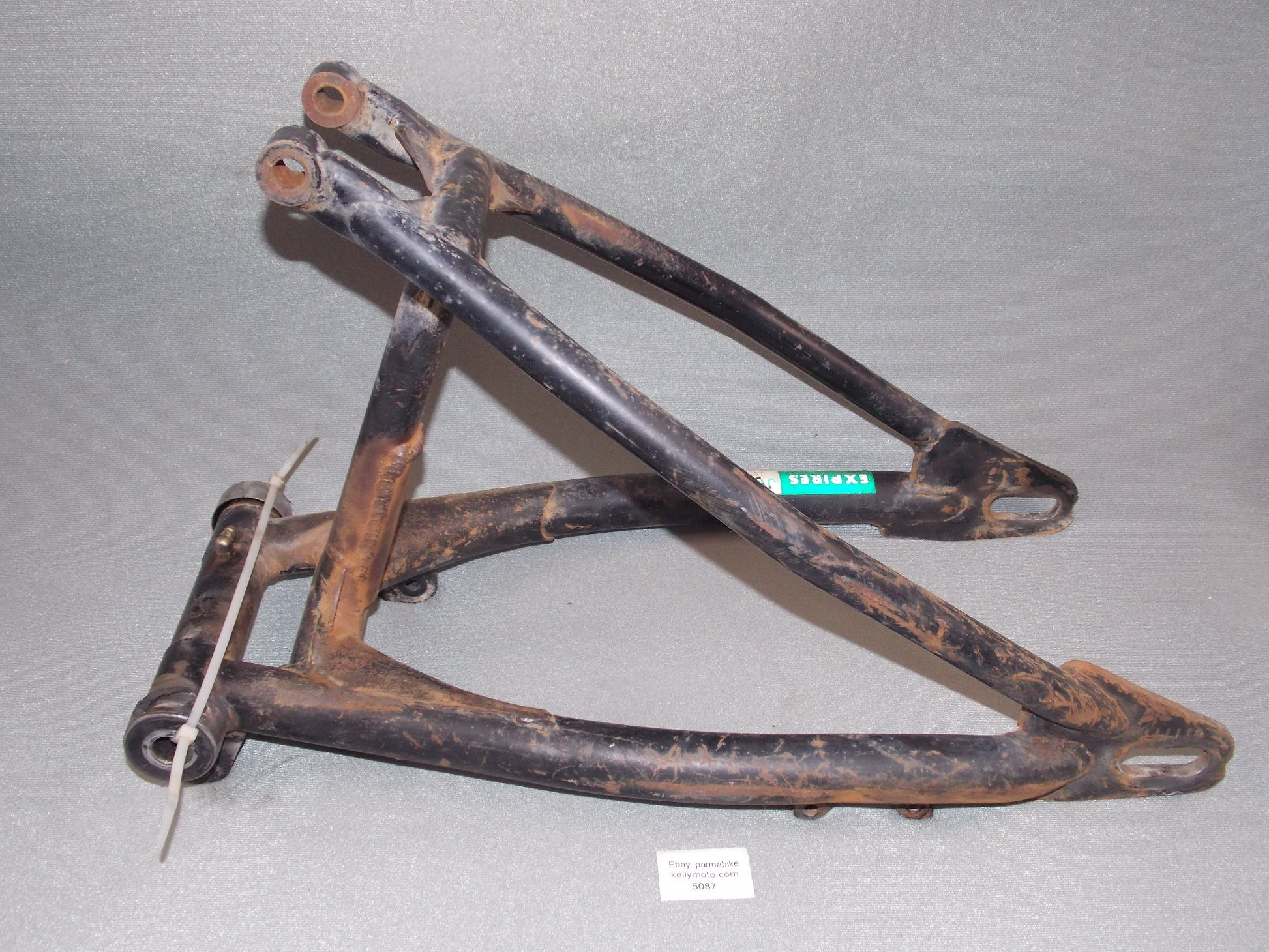 OEM YAMAHA 1976 YZ400 FRAME REAR SWING ARM CHASSIS YZ 400 - MotoRaider