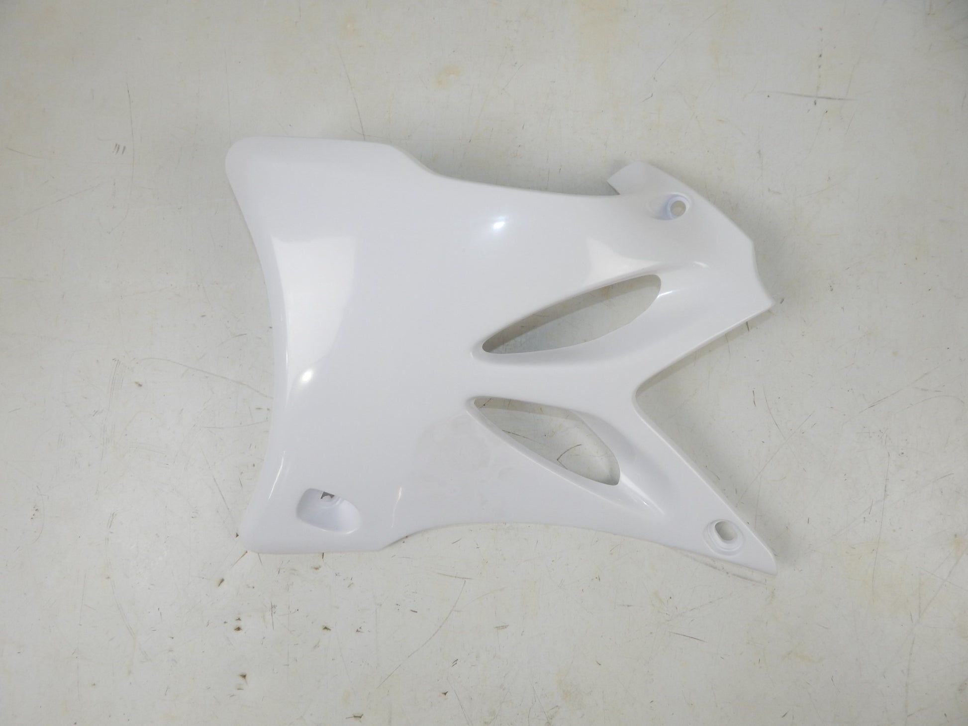 UFO WHITE (046) RADIATOR COVER PANEL SHROUD YAMAHA 2002 YZ80 11-5825 YA03855046 - MotoRaider
