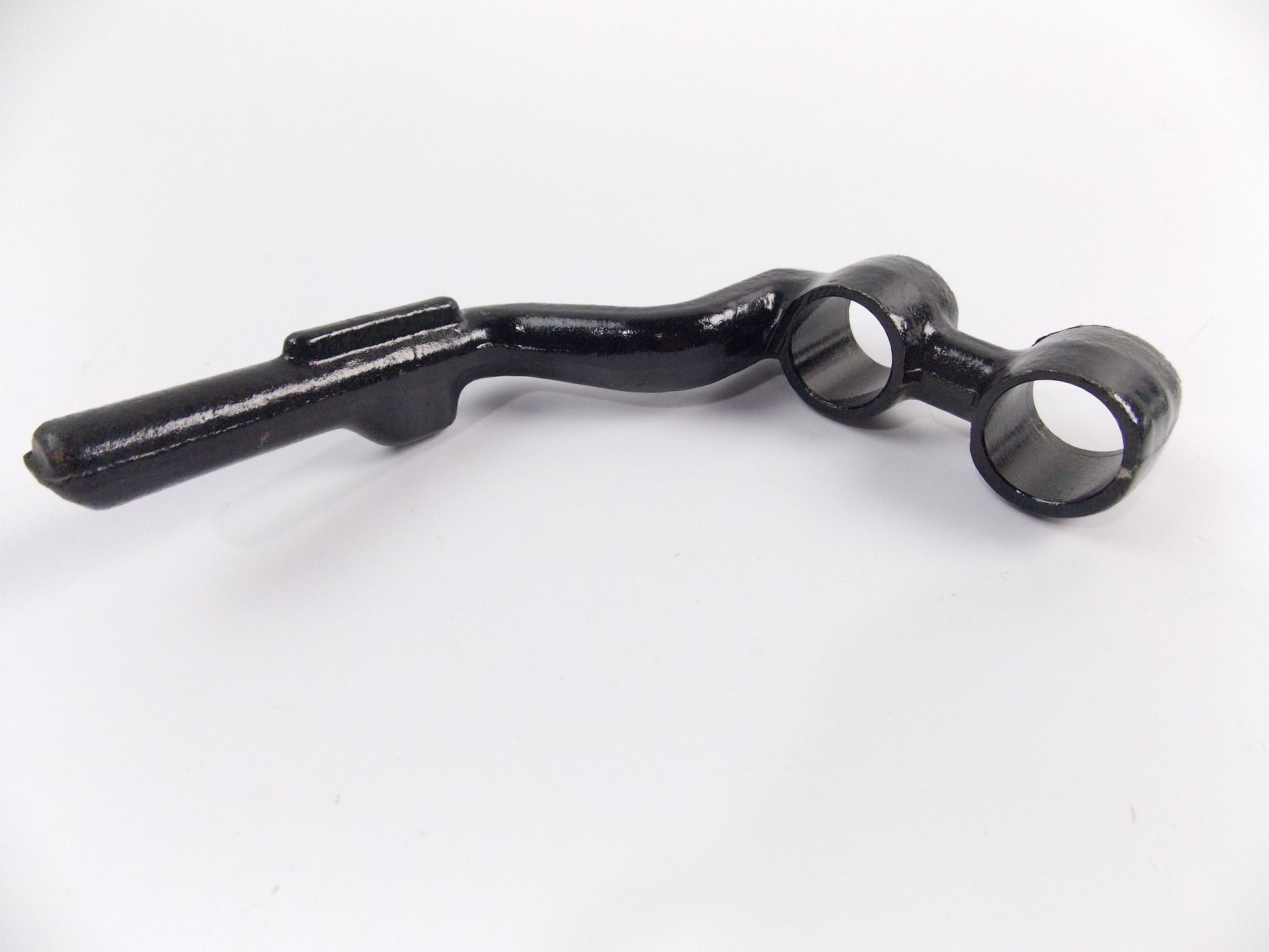 NOS OEM SUZUKI 1977-79 GS550 LEFT FOOT REST BRACKET PEG STAND MOUNT 43521-47000 - MotoRaider