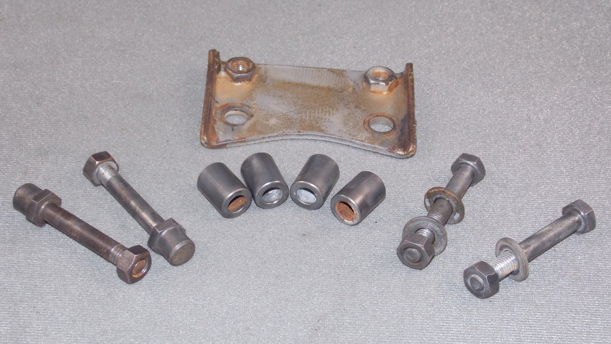 1973 PUCH GS 175 FRONT FENDER MUDDER MOUNTING BRACKET PLATE+BOLTS+SPACERS MC GS - MotoRaider