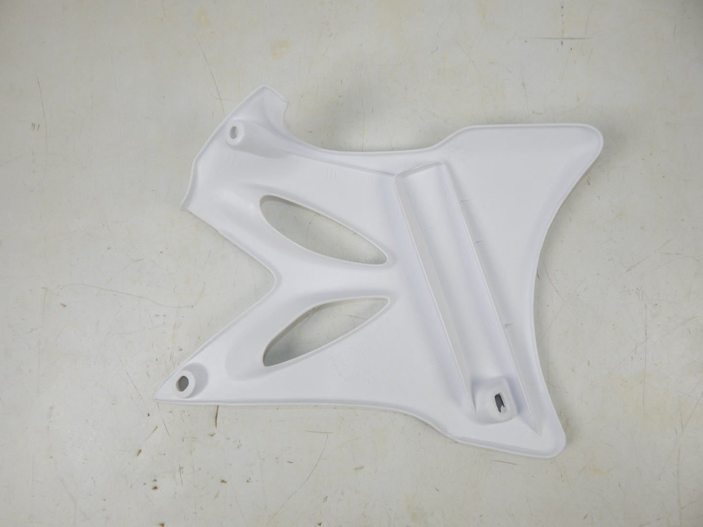 UFO WHITE (046) RADIATOR COVER PANEL SHROUD YAMAHA 2002 YZ80 11-5825 YA03855046 - MotoRaider