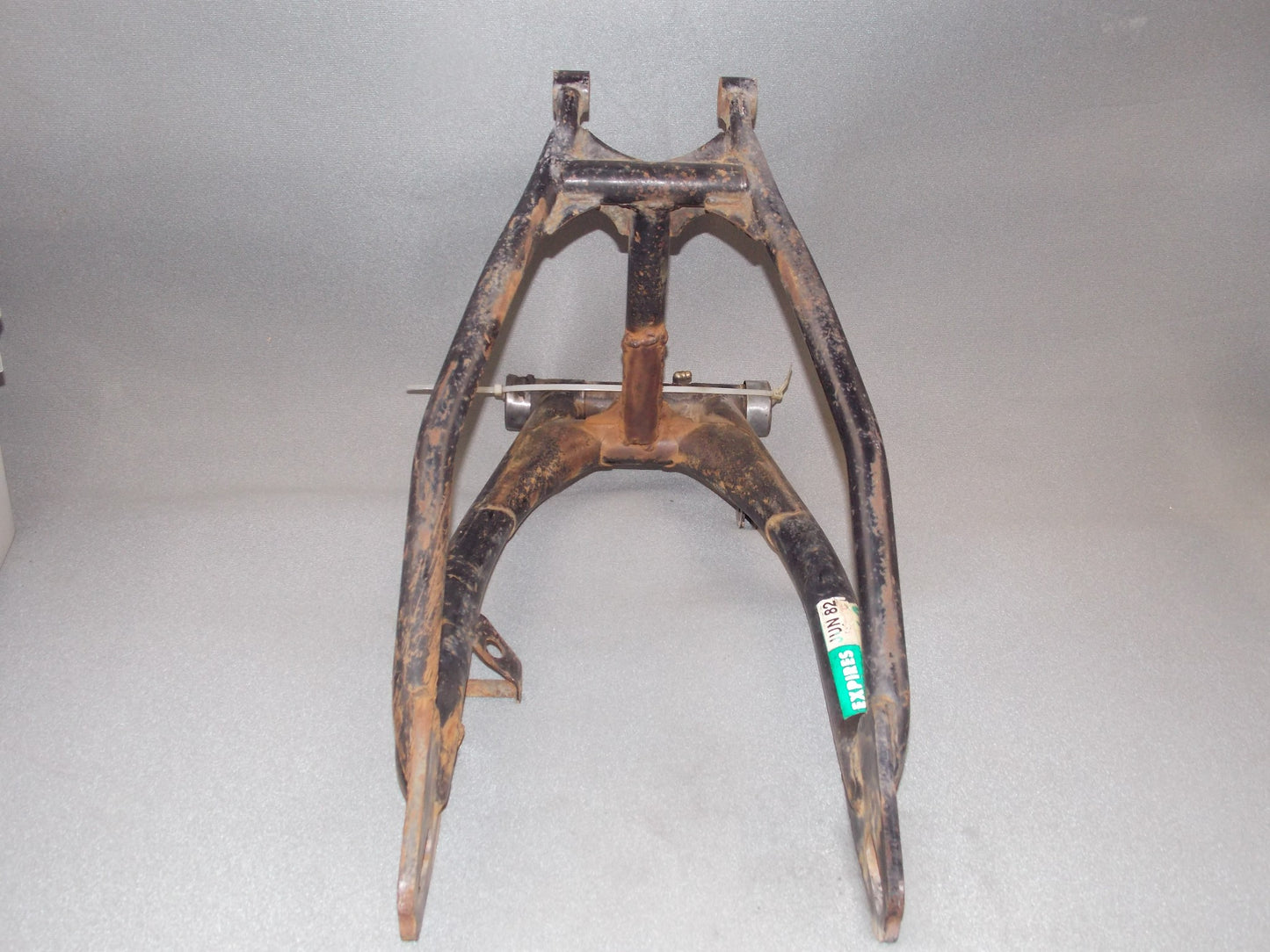 OEM YAMAHA 1976 YZ400 FRAME REAR SWING ARM CHASSIS YZ 400 - MotoRaider