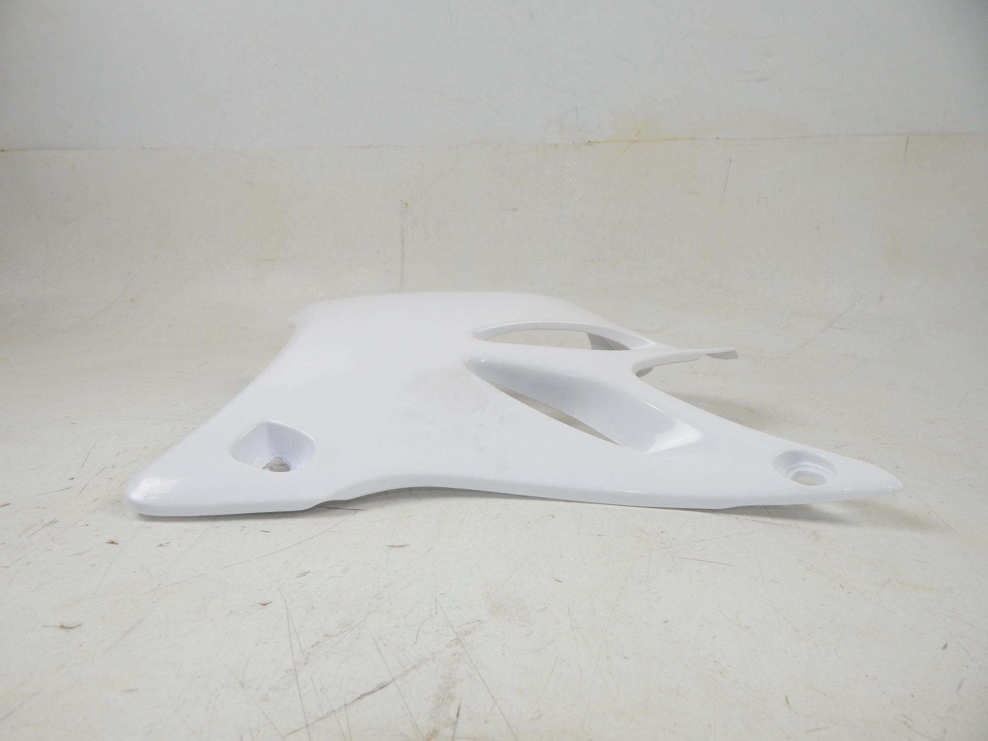 UFO WHITE (046) RADIATOR COVER PANEL SHROUD YAMAHA 2002 YZ80 11-5825 YA03855046 - MotoRaider