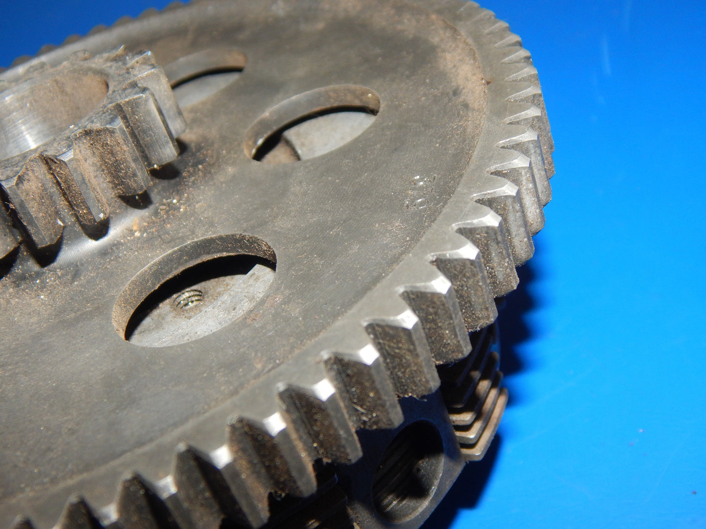 1987-88 HUSQVARNA 510 MOTOR ENGINE CLUTCH DISC PLATE  BASKET SPRING 16T GEAR 379 - MotoRaider