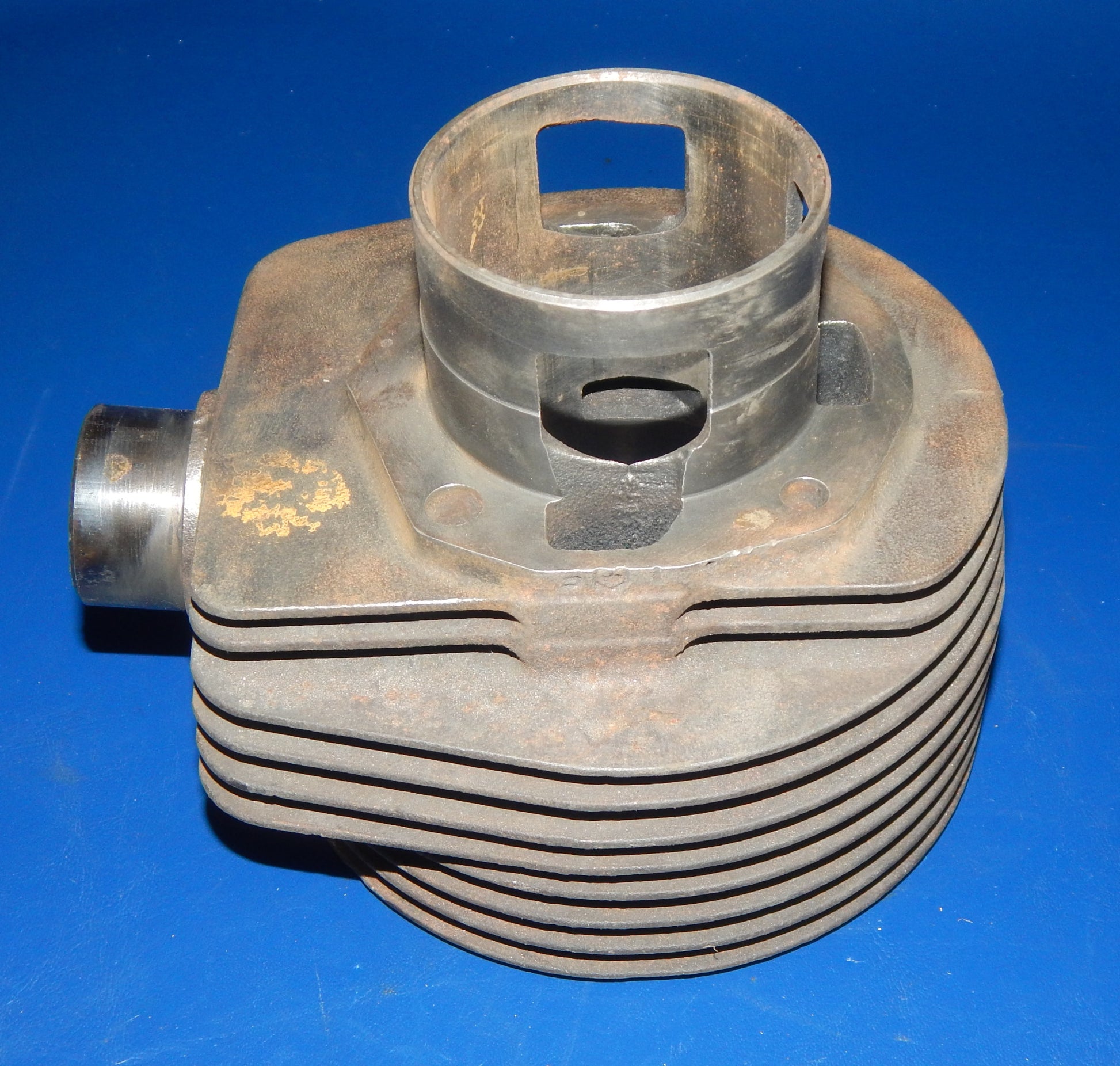 1980's VESPA PIAGGIO PX ENGINE MOTOR CYLINDER BARREL PISTON 60.4mm VINTAGE - MotoRaider