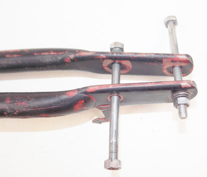 1972 MORINI CORSARO 125 MOTOR ENGINE FRAME CHASSIS FRONT MOUNT BRACKETS + BOLTS - MotoRaider