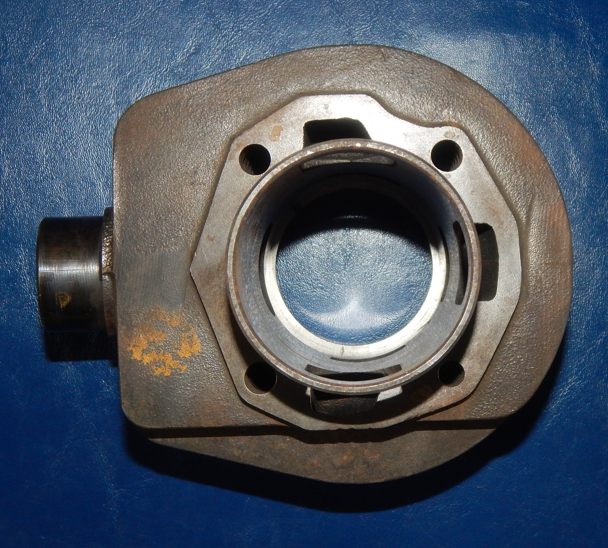 1980's VESPA PIAGGIO PX ENGINE MOTOR CYLINDER BARREL PISTON 60.4mm VINTAGE - MotoRaider