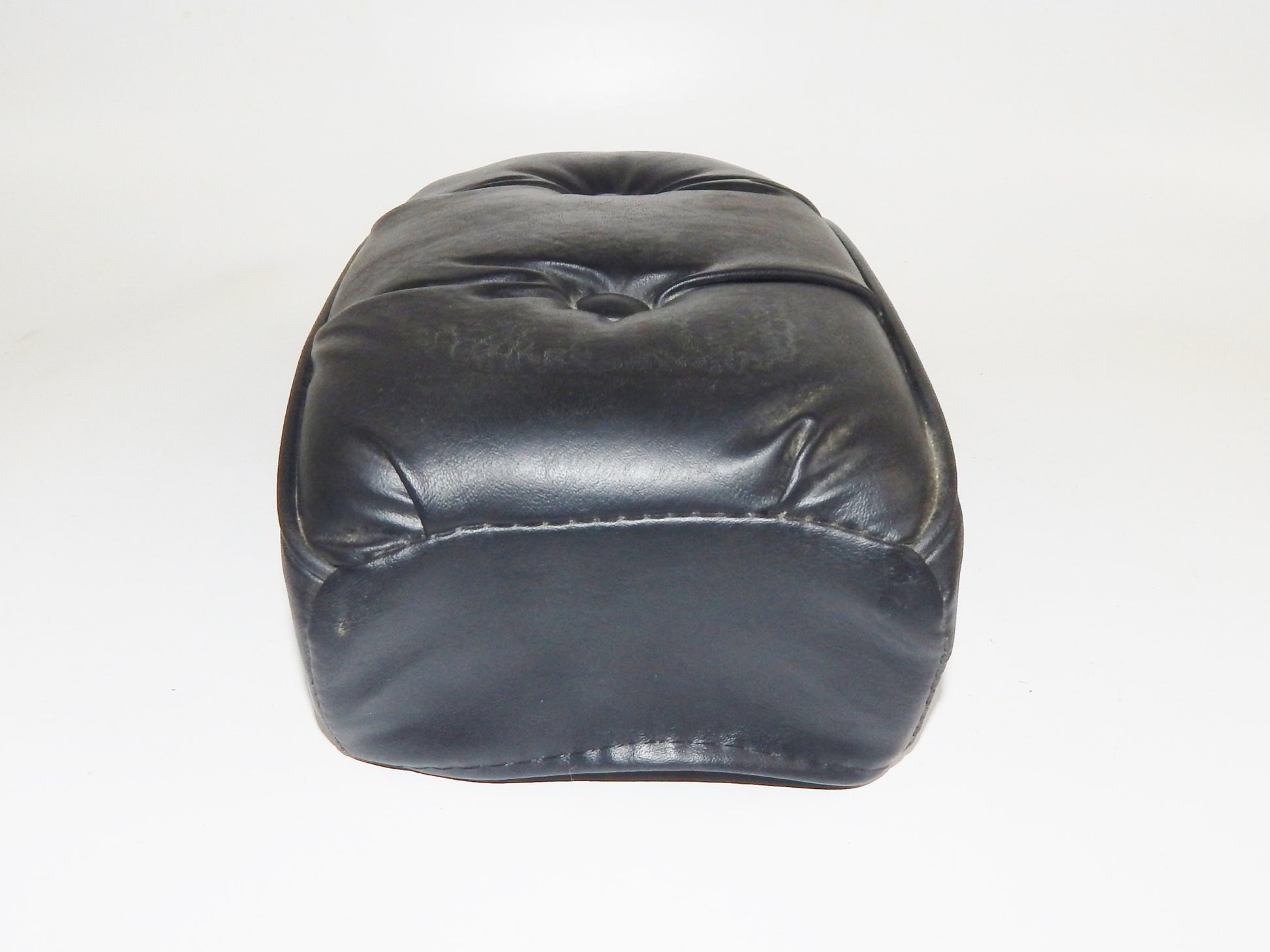 OEM HARLEY 1987.5 XLH 883 PASSENGER REAR FENDER PILLOW SEAT PAD 52025-87 VINTAGE - MotoRaider