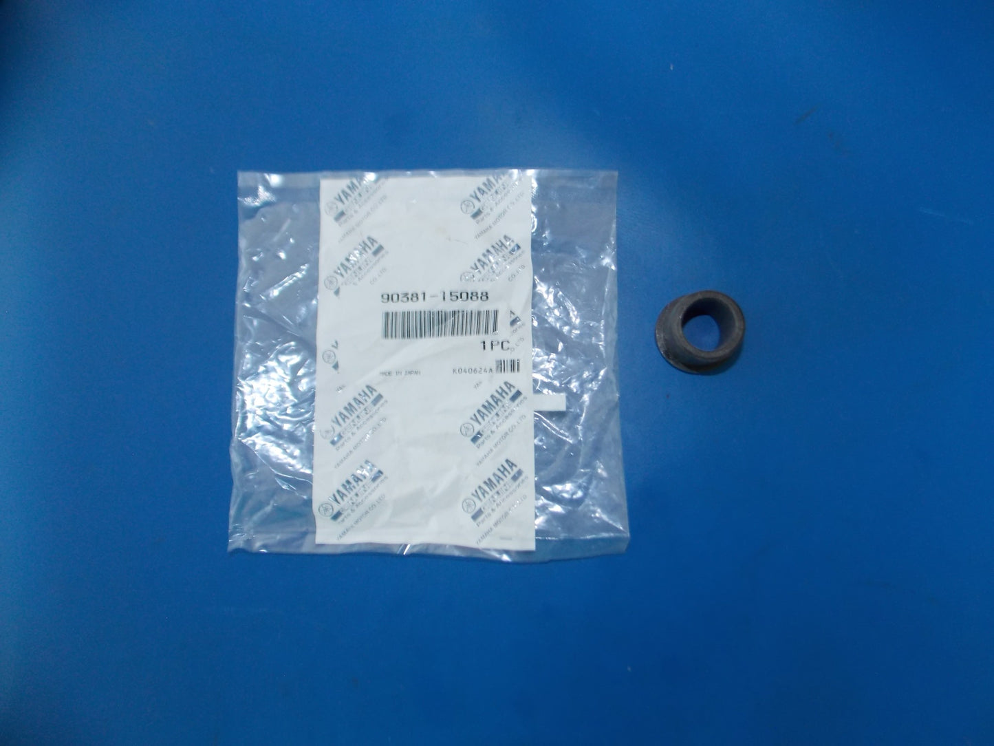 NOS YAMAHA  1991-2017 YFS200 YFZ350/450 YFA1 YXZ10  SOLID BUSH  90381-15088 - MotoRaider