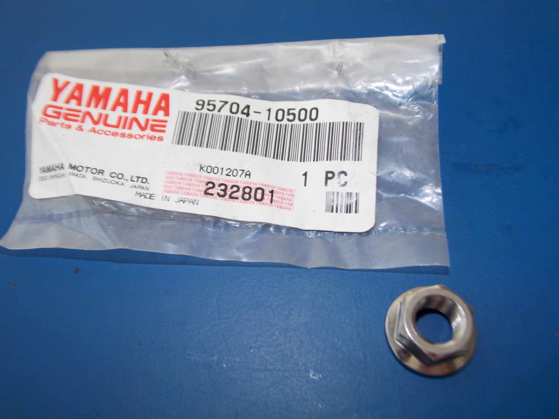 NOS YAMAHA 1994-2020 FZR600 YFM350 CY50 XV535 SH50 FLANGE NUT 95704-10500 - MotoRaider
