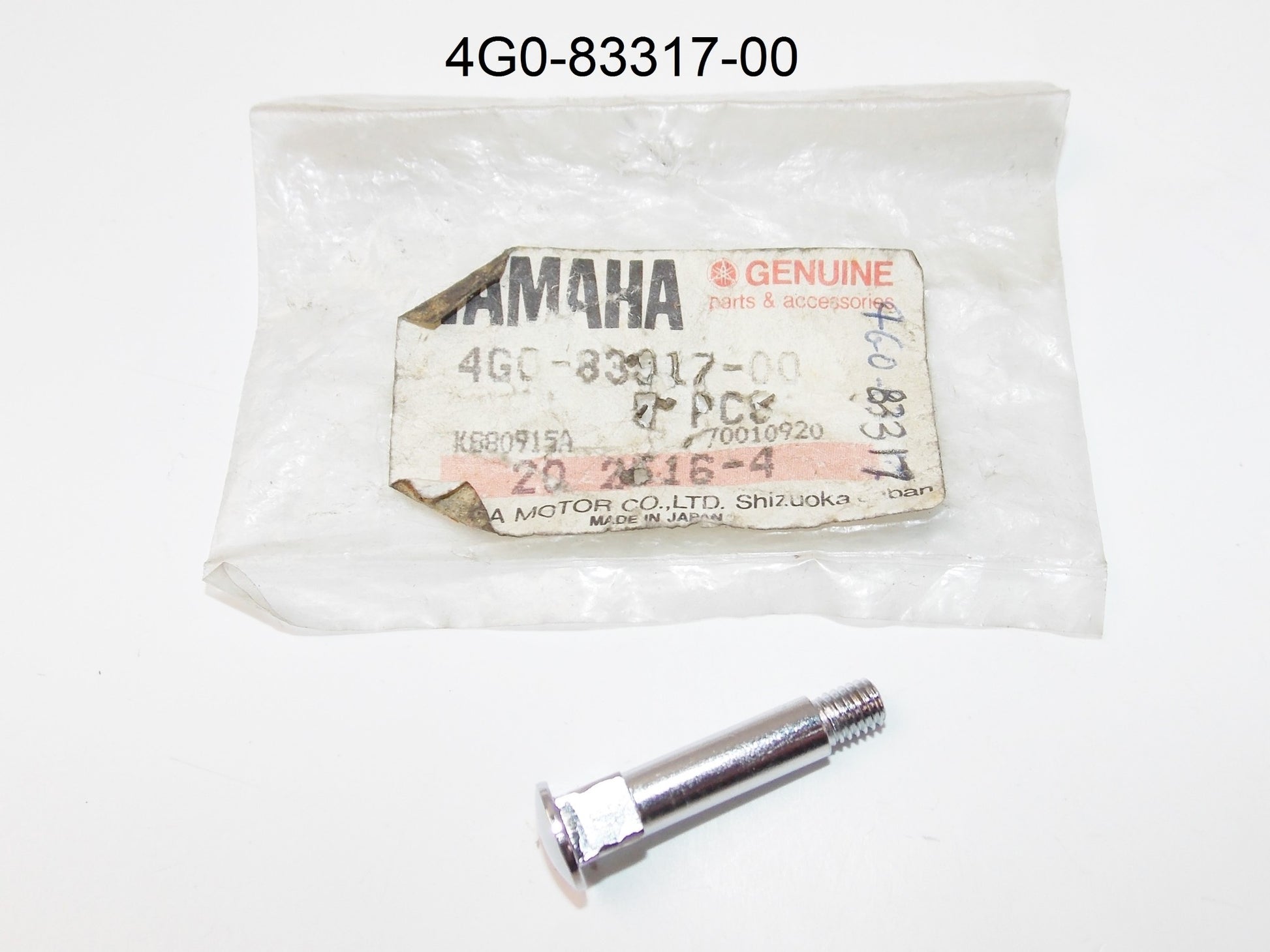 NOS OEM 1981-1987 YAMAHA CV50/80 XJ550/750/900 FLASHER BOLT 4G0-83317-00 - MotoRaider