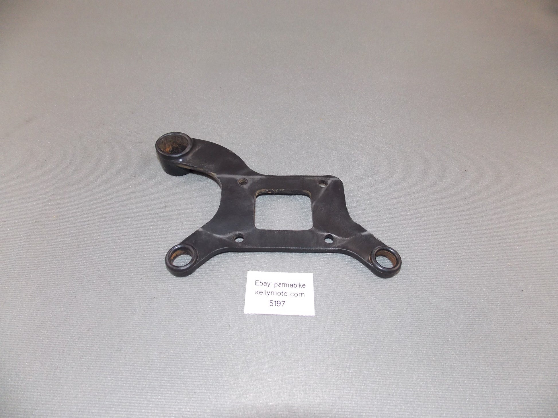 1992 KTM MXC 250 FRONT BRAKE LINE HOSE TUBE HOLDER PLATE BRACKET - MotoRaider