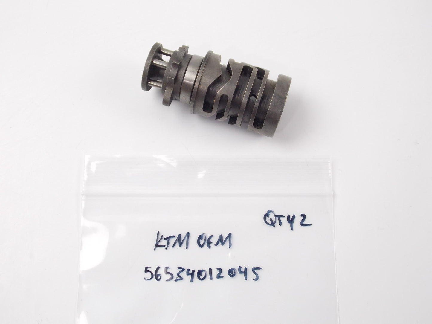 OEM KTM TRANSMISSION GEARBOX SHIFTING DRUM 5-SPEED 56534012045 | 565.34.012.045 - MotoRaider
