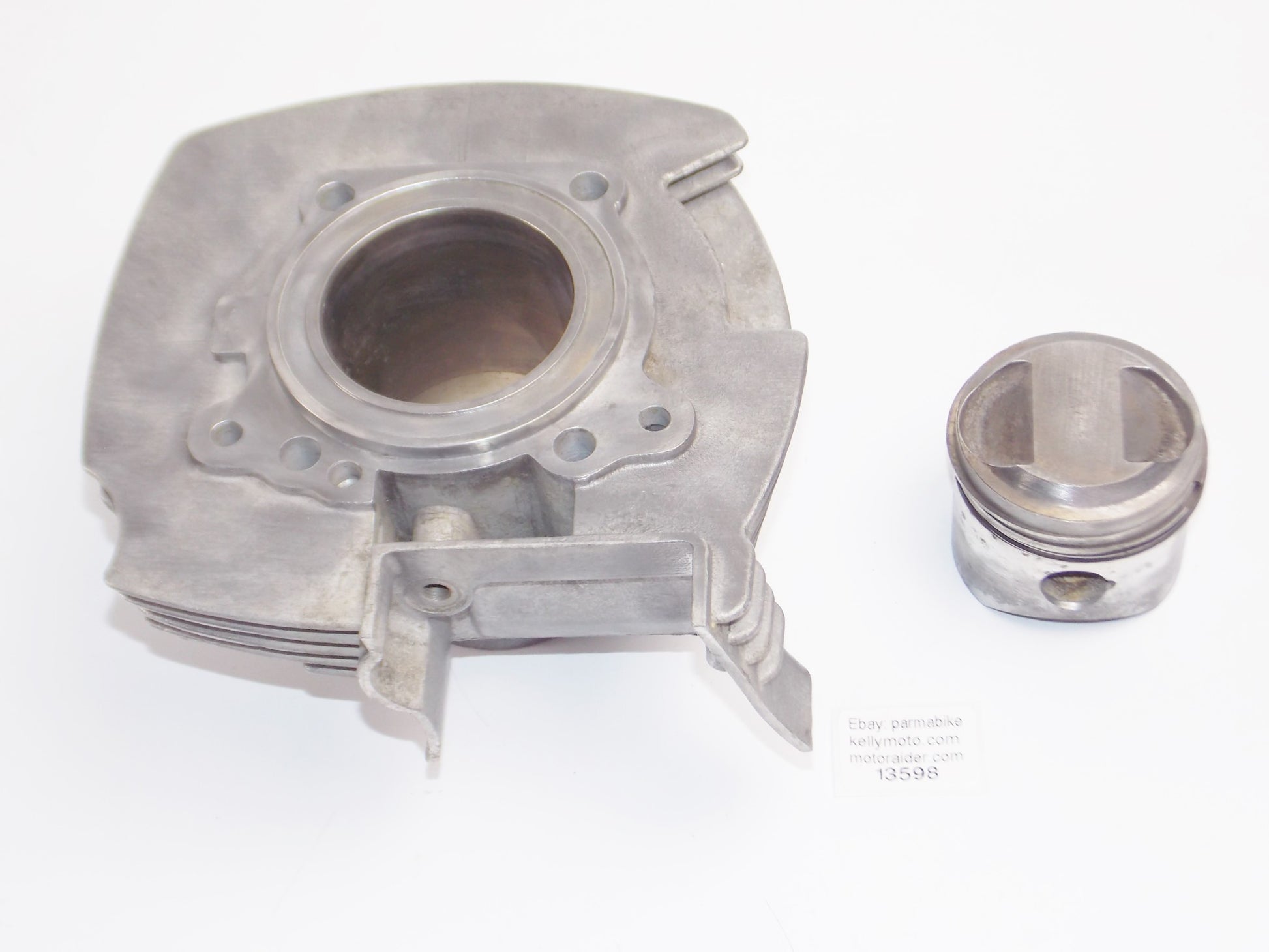 OEM DUCATI PANTAH 350 MOTOR ENGINE HORIZONTAL CYLINDER+PISTON 66mm+RINGS+PIN - MotoRaider