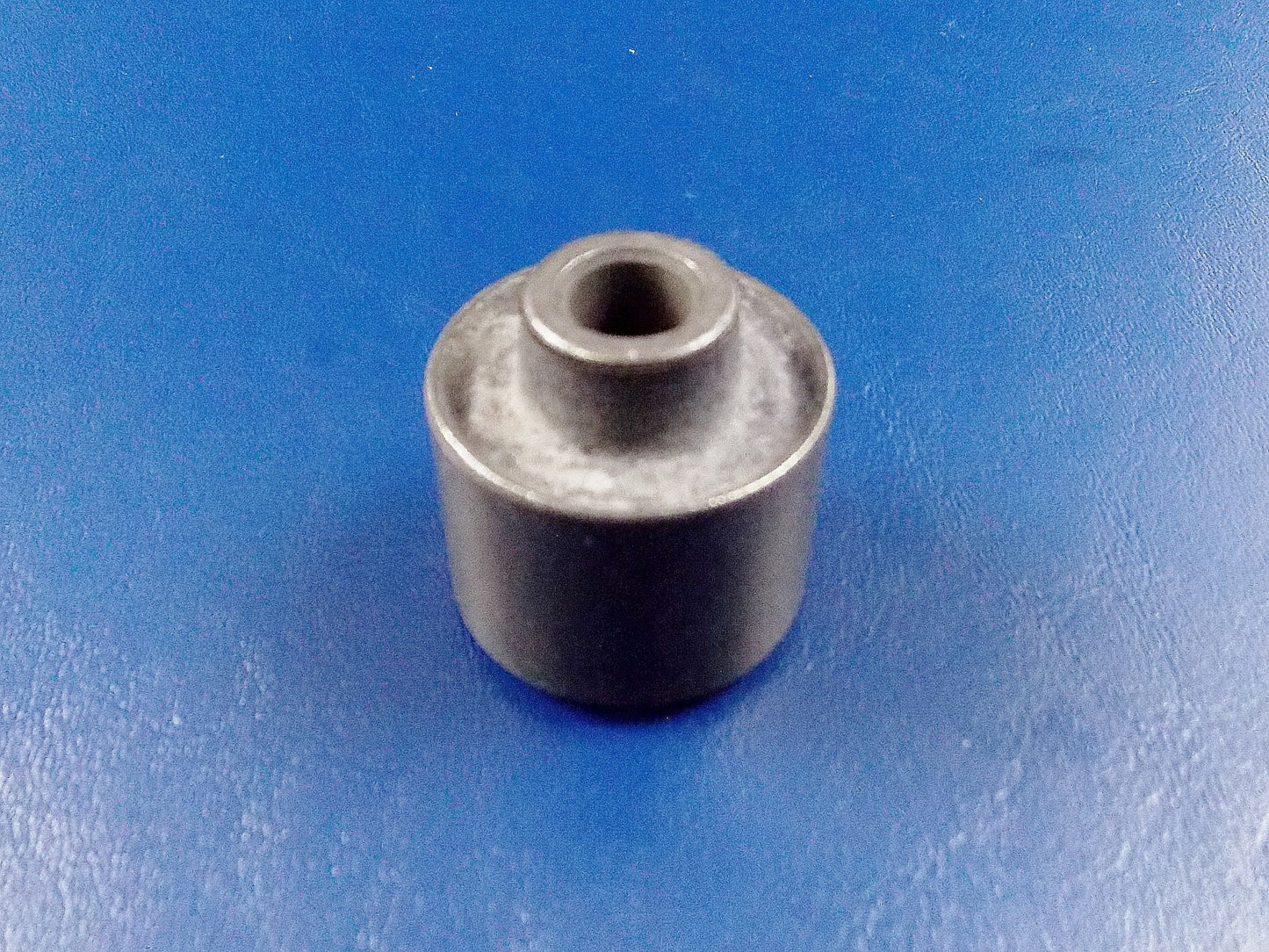 OEM HONDA 1997-2001 SGX50 BUSH ENGINE HANGER RUBBER 50353-GCG-930 | 50353GCG930 - MotoRaider