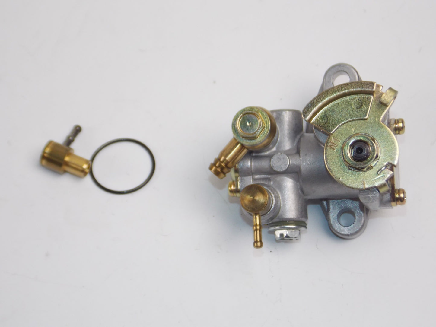 MIKUNI OIL PUMP 2 STROKES AUTOLUBE HOLES D= 45 mm MOPED SCOOTER MOTORCYCLE - MotoRaider