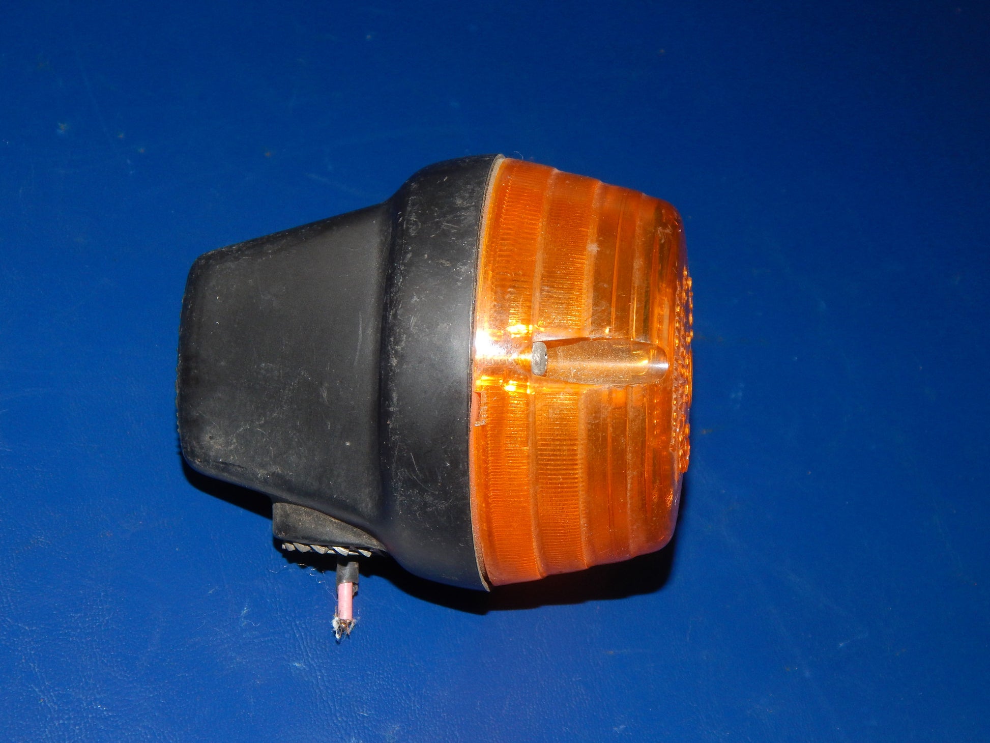 LARGHI TURN SIGNAL AMBER FRONT REAR GUZZI CAGIVA DUCATI VINTAGE ITALY - MotoRaider