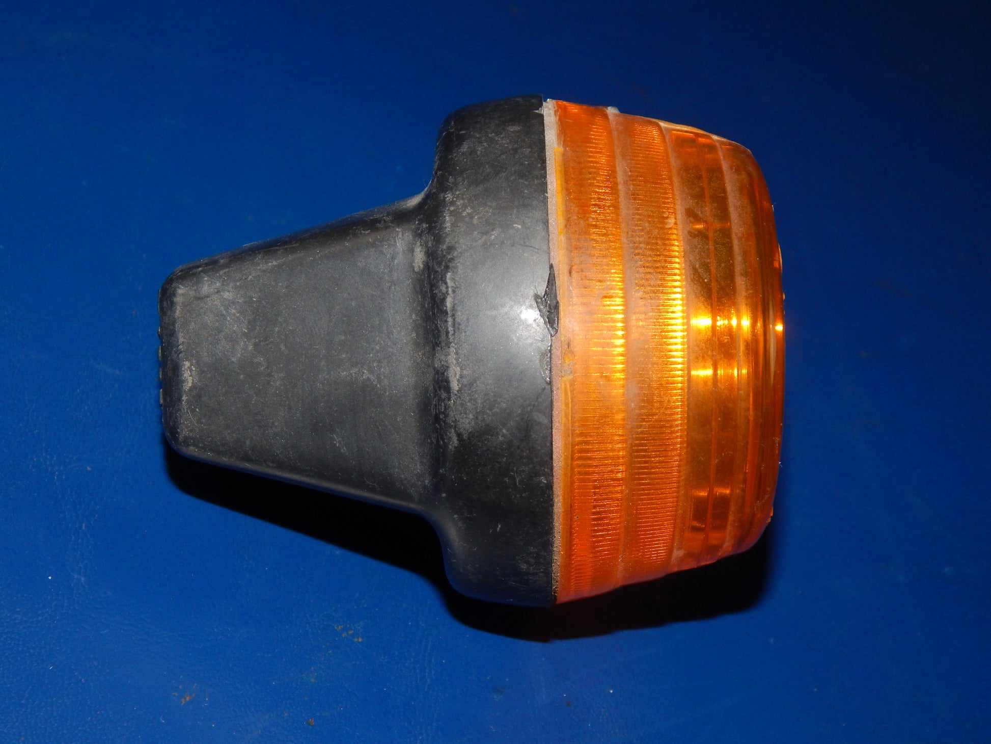 LARGHI TURN SIGNAL AMBER FRONT REAR GUZZI CAGIVA DUCATI VINTAGE ITALY - MotoRaider