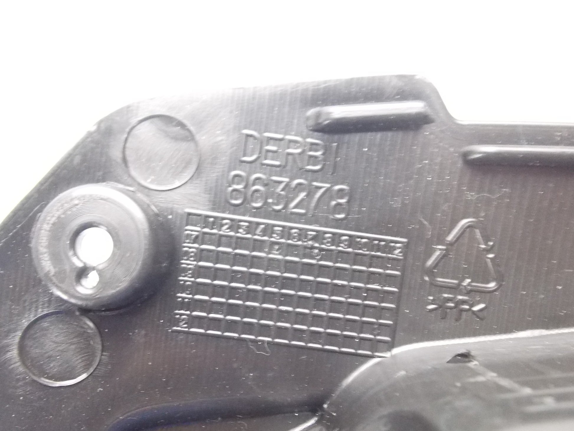 OEM DERBI 2008-2009 TERRA 125 ADVENTURE E3 COMPLETE REAR COVER 863278 - MotoRaider