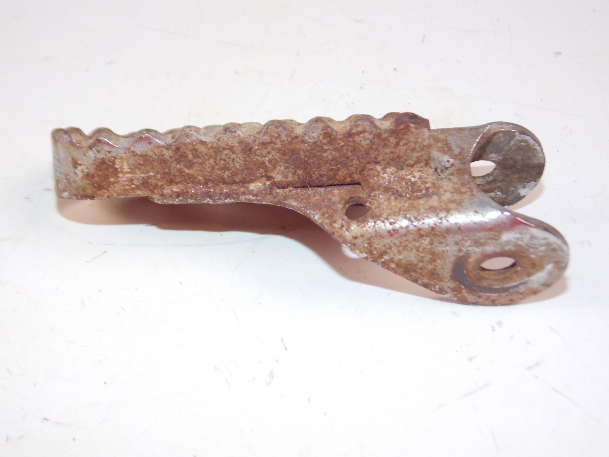 1976-1979 BETA CR RG 250 FRAME CHASSIS LEFT FOOT PEG STAND STAY VINTAGE RACING - MotoRaider