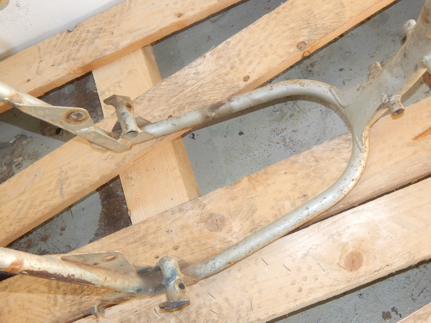 HUSQVARNA 1977 CR-125 250 390 GP-125 WR-250 360 AE-360 FRAME CHASSIS VINTAGE - MotoRaider