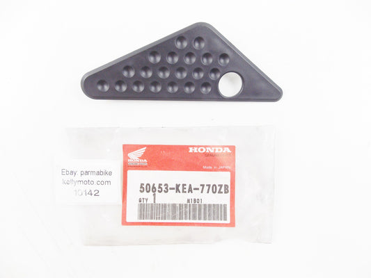 NOS OEM HONDA 2001-2006  CB600F RIGHT STEP GUARD  50653-KEA-770ZB - MotoRaider