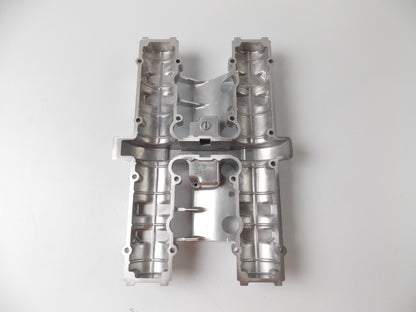 NOS OEM 1978-1980 SUZUKI GS1000 CYLINDER HEAD VALVE COVER  11171-49000 - MotoRaider