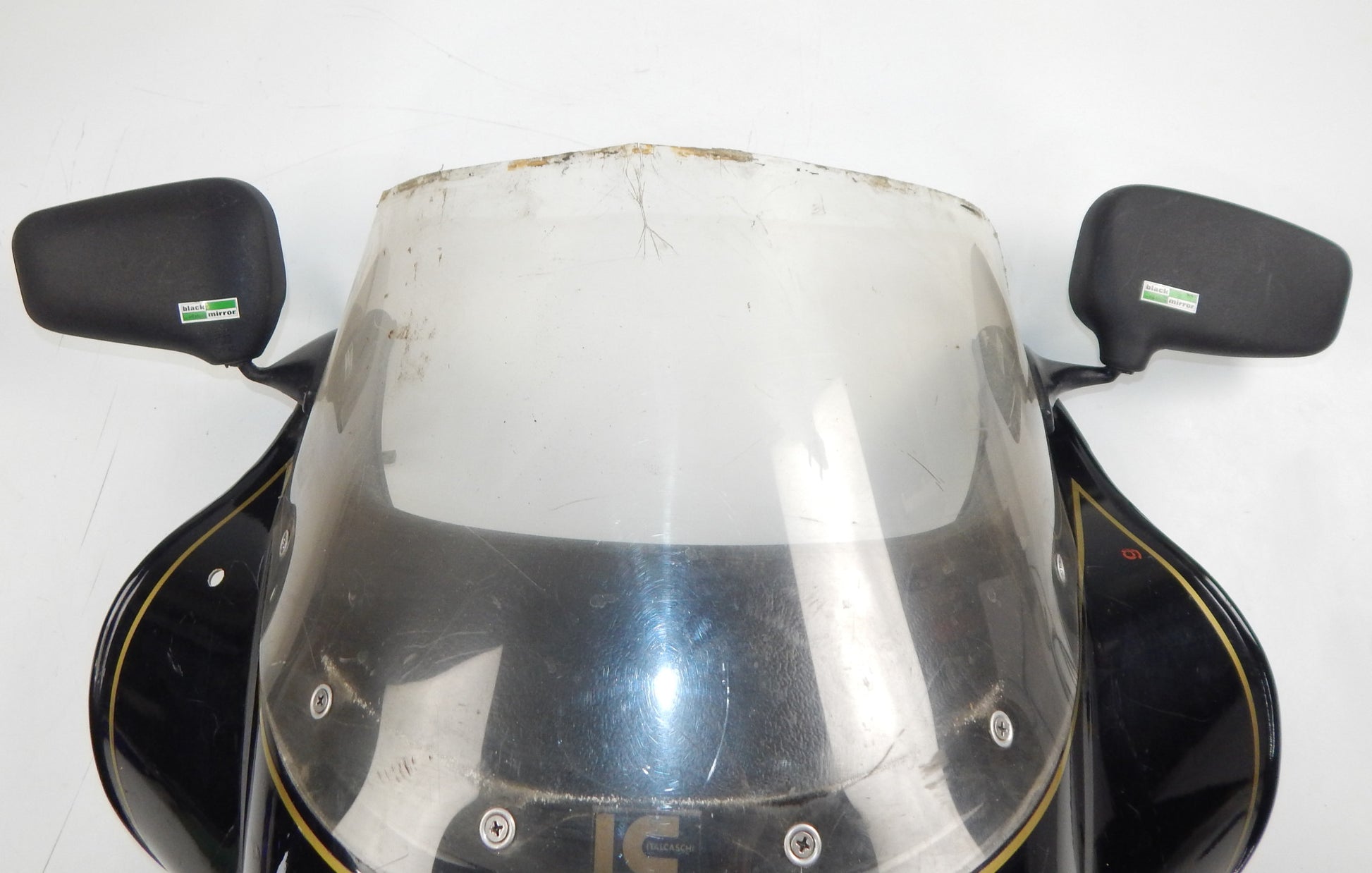 IC ITALCASCHI UNIVERSAL FIBERGLASS FAIRING COWLING BLACK YAMAHA LAVERDA GUZZI - MotoRaider