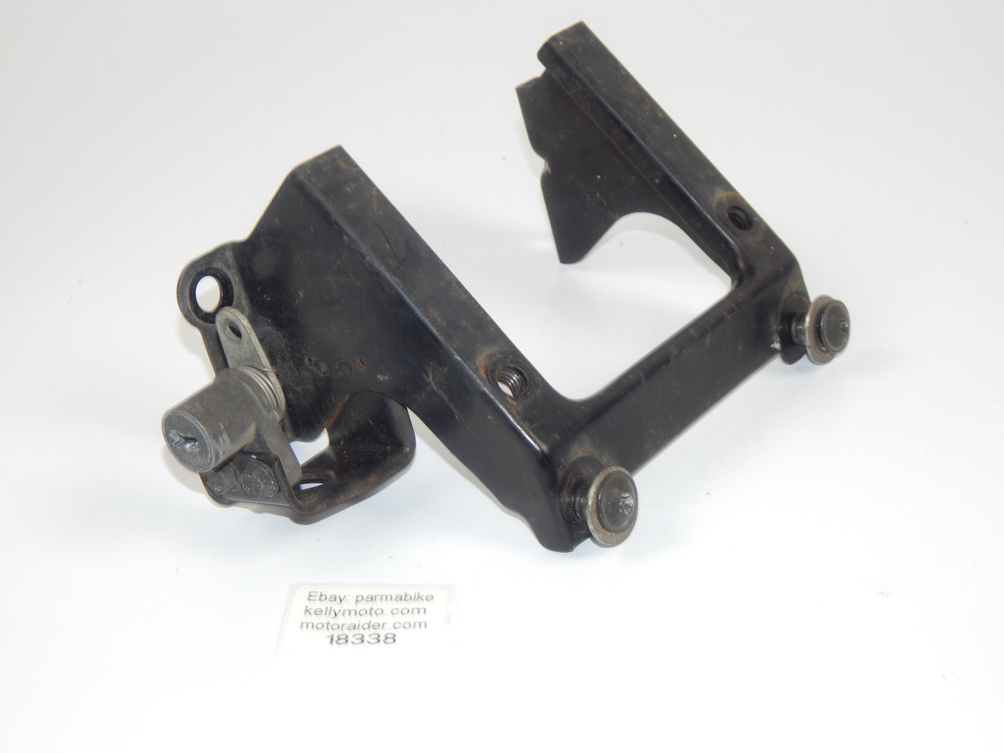 1986 KAWASAKI GPX 750-R FRAME CHASSIS TAIL SECTION GRAB HANDLE BRACKET MOUNT - MotoRaider
