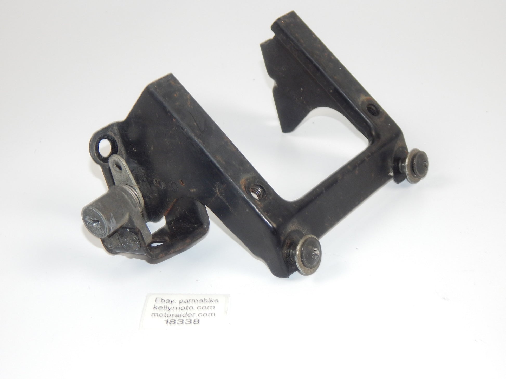 1986 KAWASAKI GPX 750-R FRAME CHASSIS TAIL SECTION GRAB HANDLE BRACKET MOUNT - MotoRaider