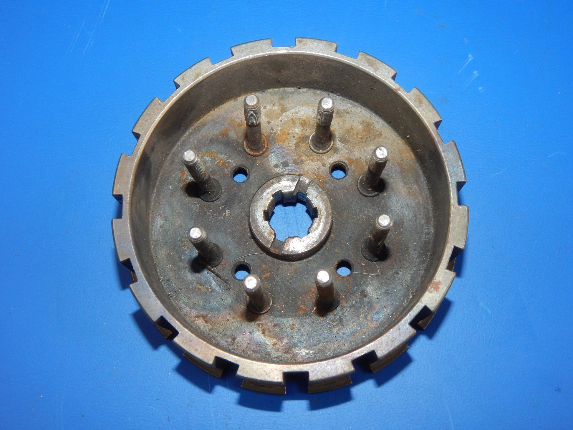1972-1974 HUSQVARNA 250 400 450 CR WR MOTOR CLUTCH BASKET HUB VINTAGE - MotoRaider