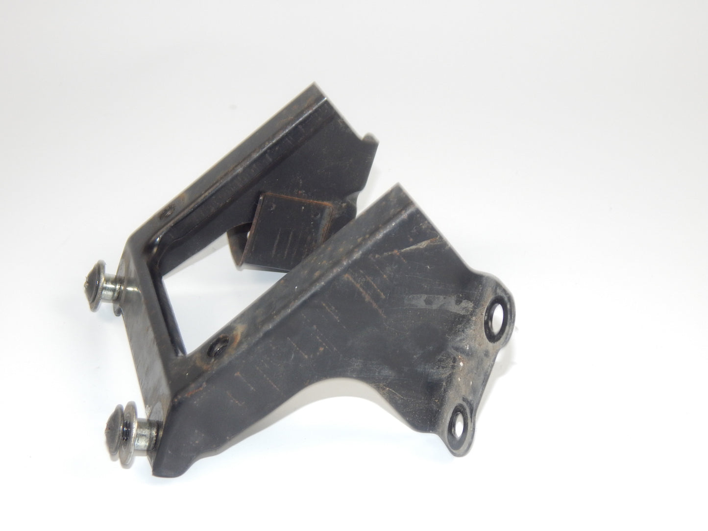 1986 KAWASAKI GPX 750-R FRAME CHASSIS TAIL SECTION GRAB HANDLE BRACKET MOUNT - MotoRaider