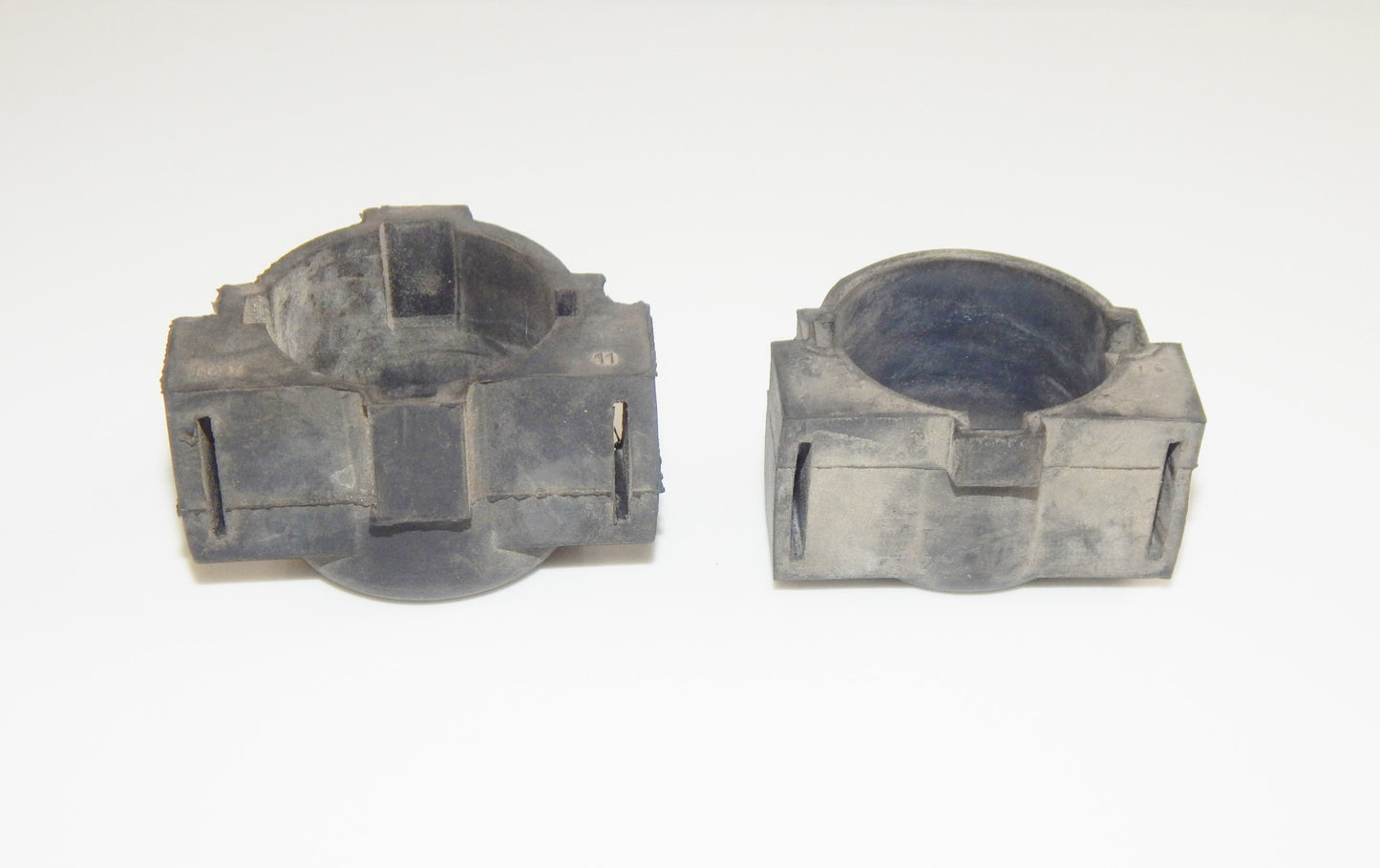 1982 YAMAHA XV750/920 VIRAGO SOLENOID RUBBER COVER PROTECTOR VINTAGE - MotoRaider