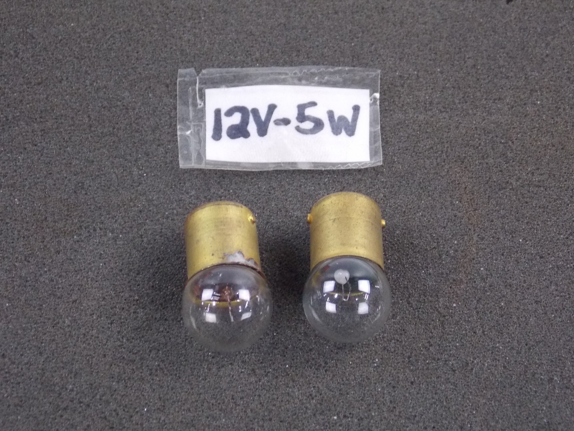(2) LIGHT BULB 12V-5W AUTOMOTIVE MOTORCYCLES YAMAHA HONDA SUZUKI KAWASAKI - MotoRaider