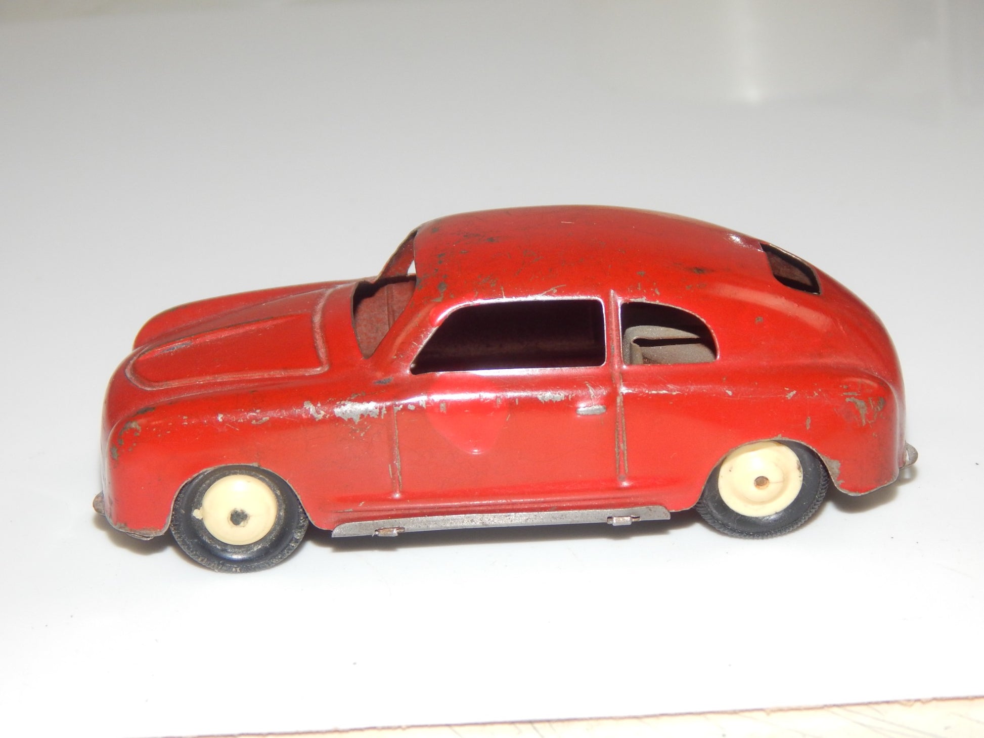 1950's ACM ITALY TIN TOY ALFA ROMEO GIULIETTA CAR VINTAGE L=110mm FRICTION DRIVE - MotoRaider