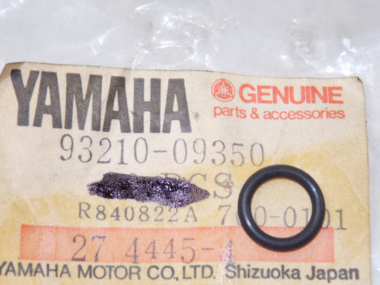 NOS YAMAHA 1972-2015 XT600N XT600NC OIL PUMP VALVE GASKET O-RING 93210-09350 - MotoRaider