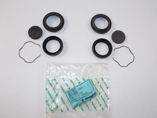 NOS OEM MALAGUTI MADISON 125 / S 200 LH & RH FORK BUSH SEAL KIT 120.370.00 - MotoRaider